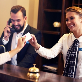 Achtergrondmuziek in een hotel